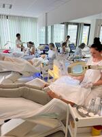 Kosmetikausbildung in Frankfurt: flexibel, praxisnah und mit modernen Medical-Beauty-Anwendungen