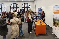 Hessen total international lädt zur 20. Jugend-Infobörse nach Wiesbaden ein