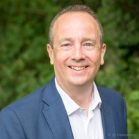 KI kann Aufgaben übernehmen – aber wer trifft die Entscheidungen?